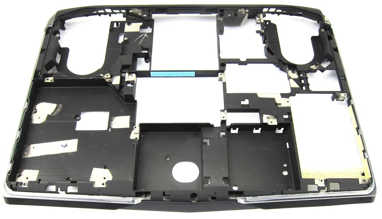 BOTTOM CASE FOR DELL ALIENWARE 17 R1 (with ODD Slot) BOTTOM CASE FOR DELL ALIENWARE 17 R1 (with ODD Slot)