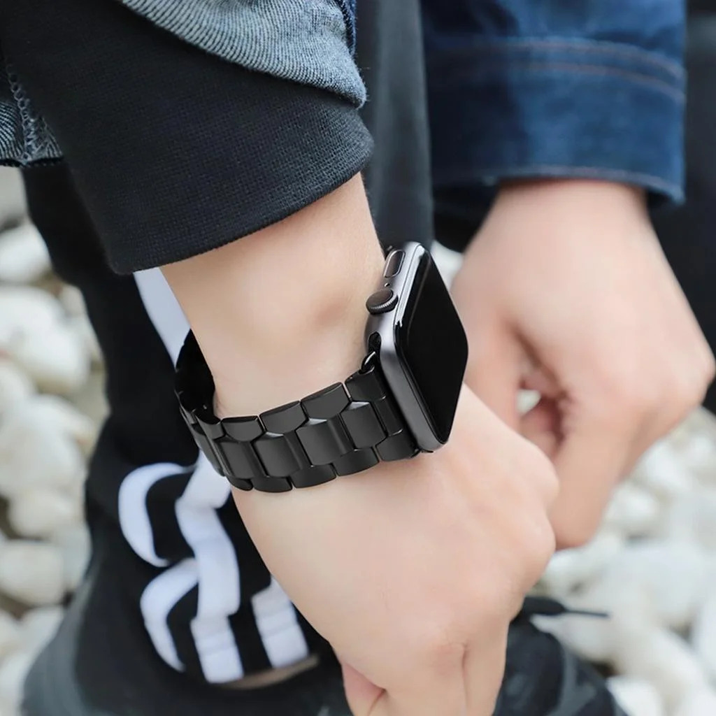 Tempered Glass Hoco 0.15mm Curved Silk Screen 40mm για Apple Watch 4 Μαύρο Tempered Glass Hoco 0.15mm Curved Silk Screen 40mm για Apple Watch 4 Μαύρο