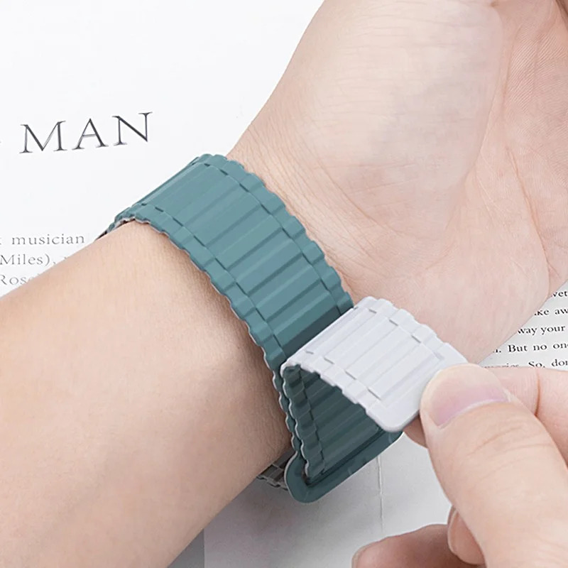 Watchband Hoco WA06 Flexible Military Pattern 42/44/45/49mm για Apple Watch 1/2/3/4/5/6/7/8/SE/Ultra Green Shirt Grey Silicon Band Watchband Hoco WA06 Flexible Military Pattern 42/44/45/49mm για Apple Watch 1/2/3/4/5/6/7/8/SE/Ultra Green Shirt Grey Silicon Band