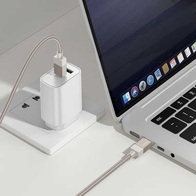 Καλώδιο Hoco X110 Honorific USB-C σε USB-C 60W Braided Χρυσό 1m Καλώδιο Hoco X110 Honorific USB-C σε USB-C 60W Braided Χρυσό 1m
